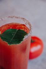 Lade das Bild in den Galerie-Viewer, Bloody mary mit chili habanero
